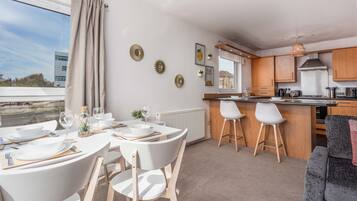 Classic Apartment | Living area