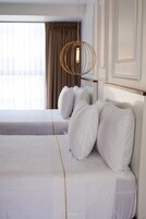 Luxury Double Room | Down comforters, in-room safe, desk, blackout drapes