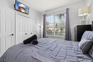 4 bedrooms, iron/ironing board, free WiFi, bed sheets