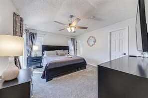4 Schlafzimmer, Bügeleisen/Bügelbrett, kostenloses WLAN, Bettwäsche