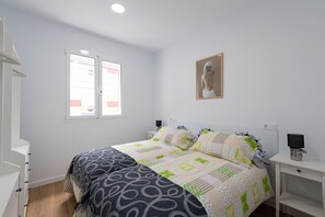 1 bedroom, in-room safe, iron/ironing board, travel cot