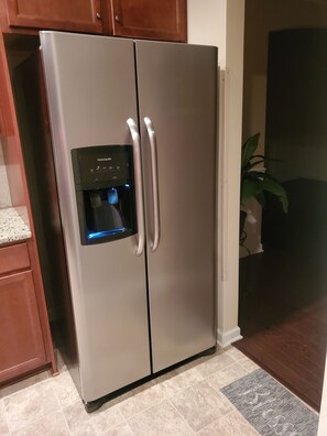 Interior - Private Bedroom with private bathroom free Parking and self check in (Lawrenceville)