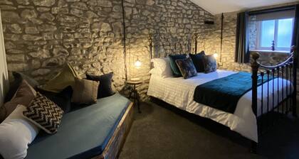 Monkton Court House B&B