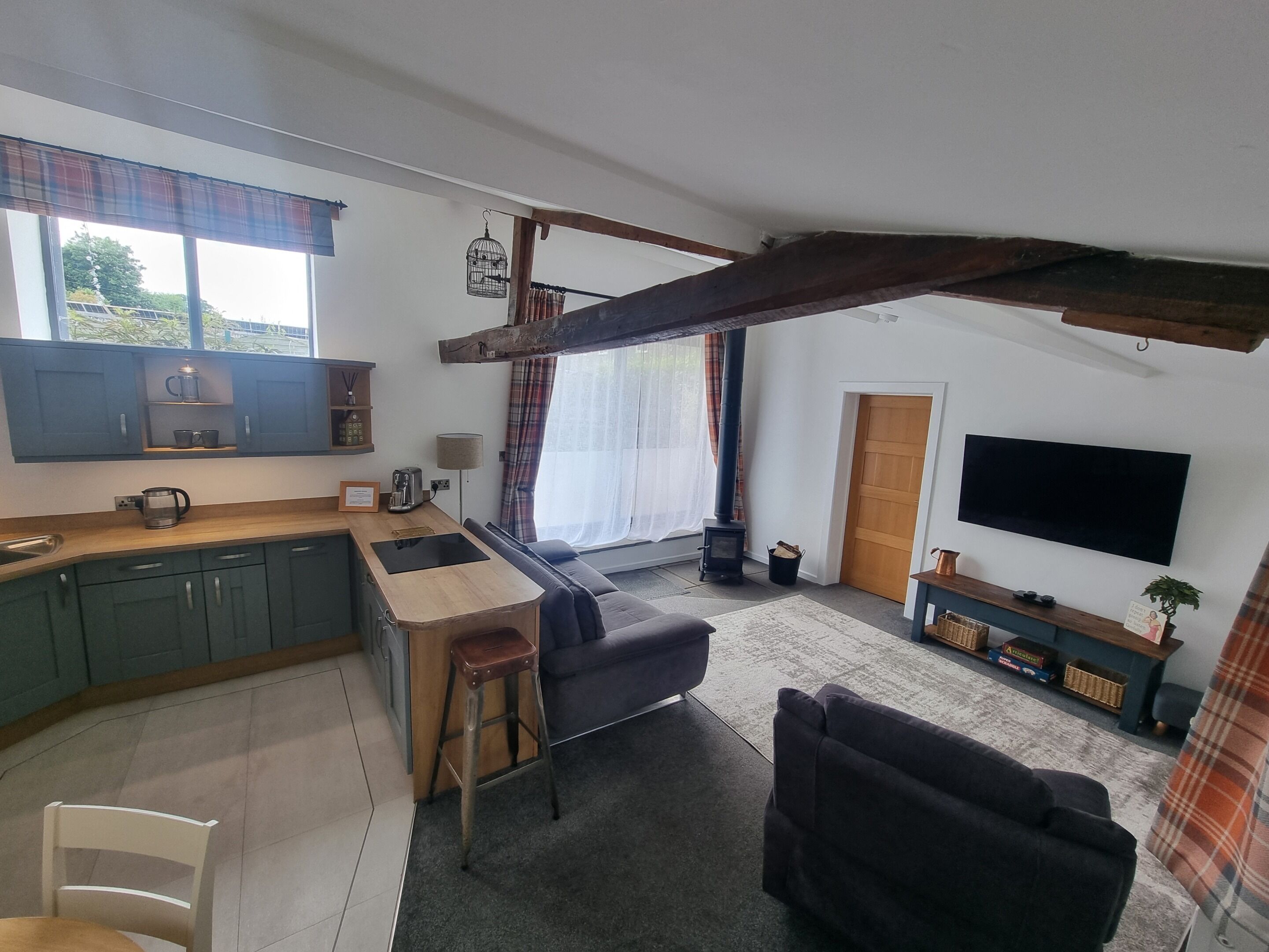 Comfort Apartment, Ensuite | Lounge