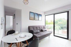 Studiosvit Classic | Vardagsrum | Smart-tv, Netflix och streamingtjänster