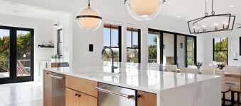 Luxury Designer Home, Pool & Hot Tub, Elevator, Across From Beach Access