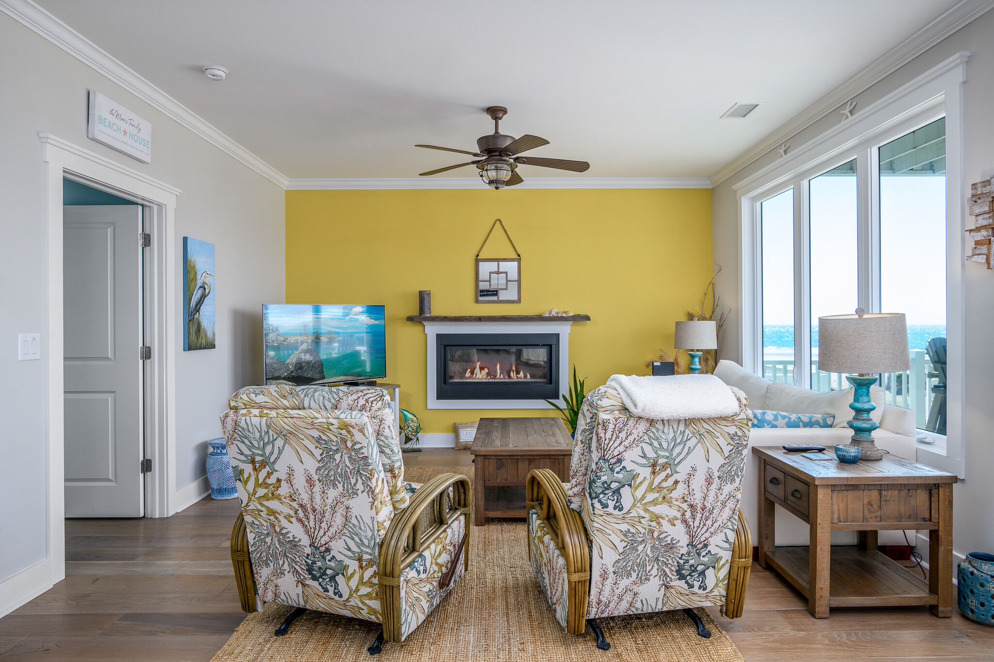  "It's Glorious" - 2nd Row Home w/ Pool, 3 Bedrooms / 3 Bathrooms