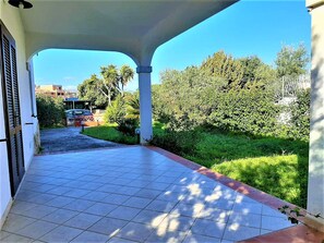 Appartamento, 2 camere da letto | Vista dalla camera