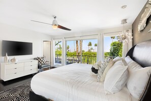 5 bedrooms, iron/ironing board, free WiFi - 'Joplin House' Poolside Paradise, Amazing Views (Palm Springs)