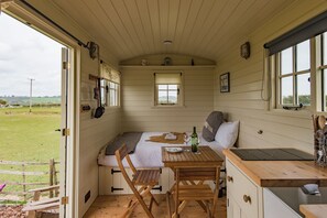 2 dormitorios y ropa de cama