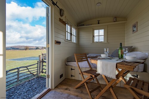 Romney Marsh Huts by Bloom Stays  -  beautiful shepherds hut that sleeps 4 guests  in 2 bedrooms