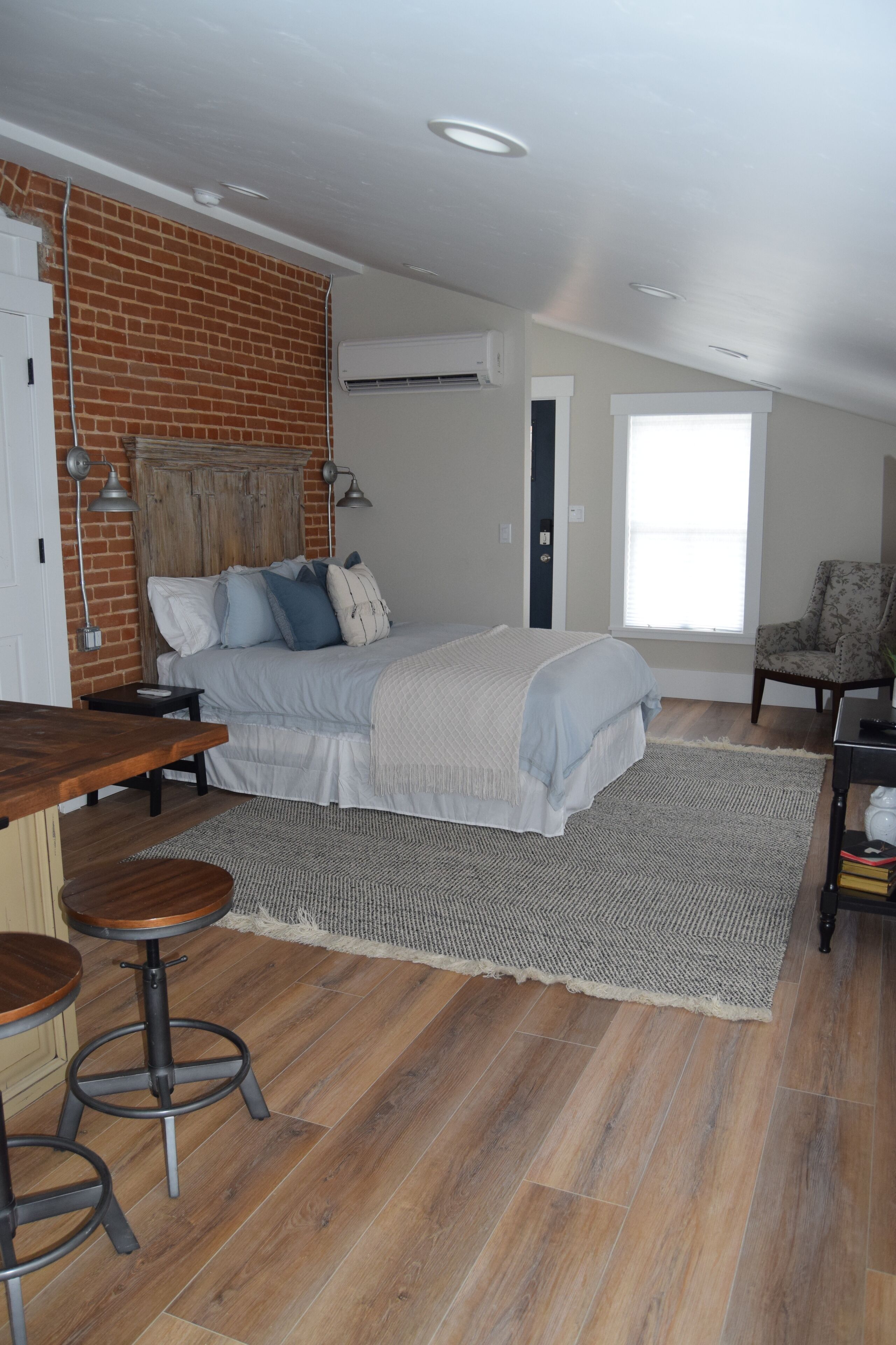 NEWLY REMODELED HISTORIC FARMHOUSE!