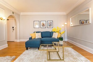 TV connectée, cheminée