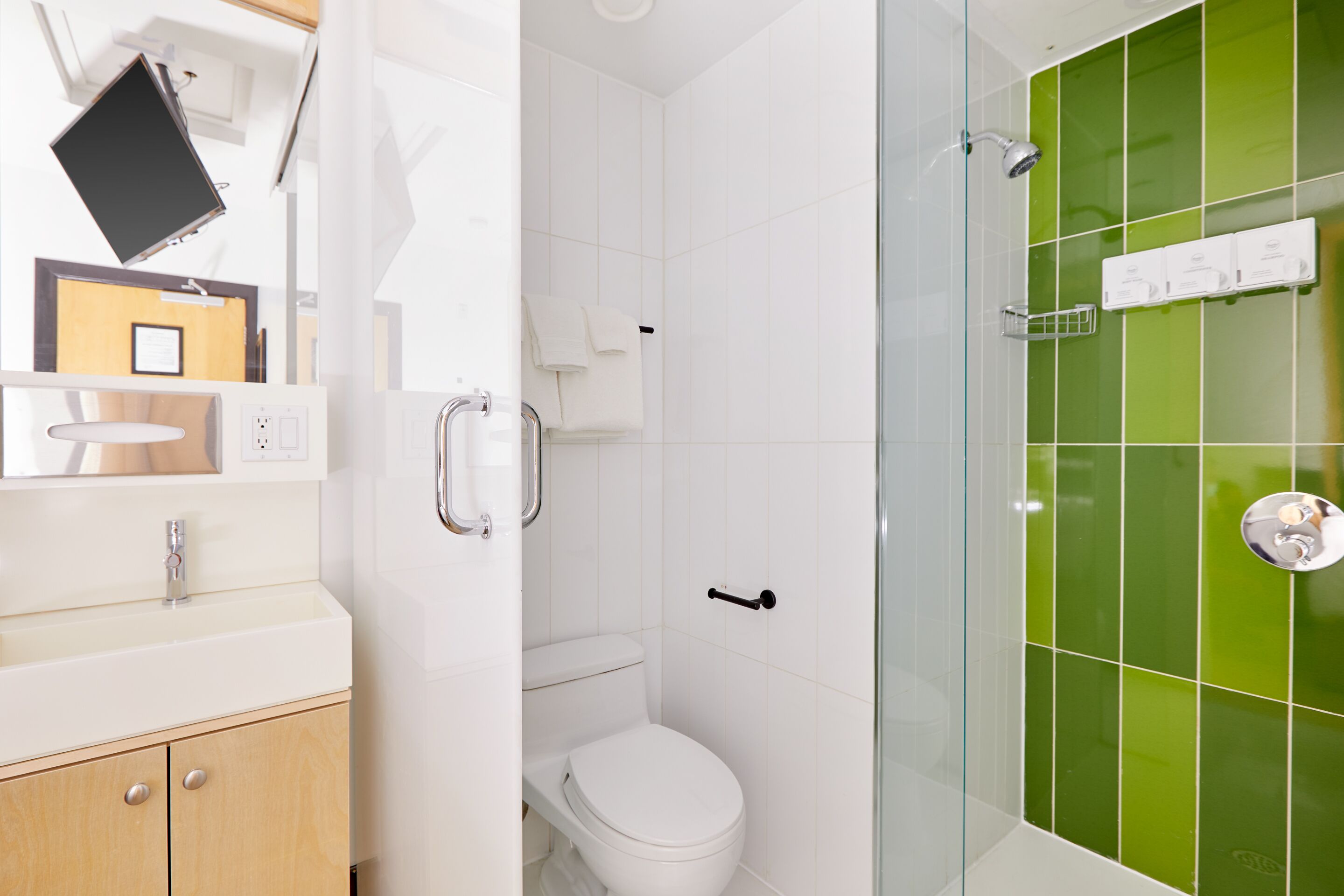 Sonder The Beverley | Basic Full Room