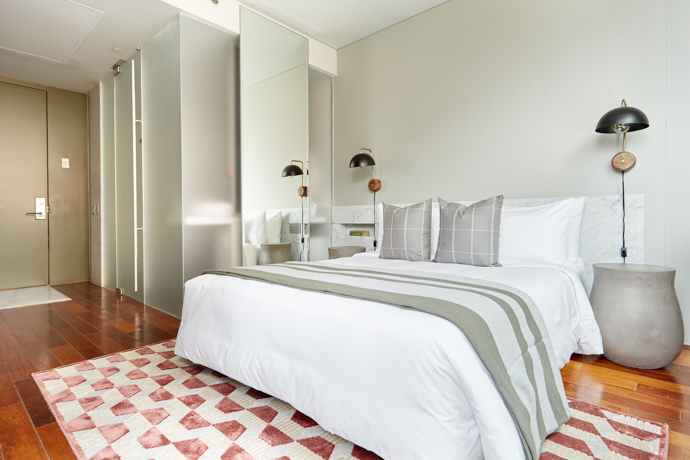 Sonder The Slate | Queen Room