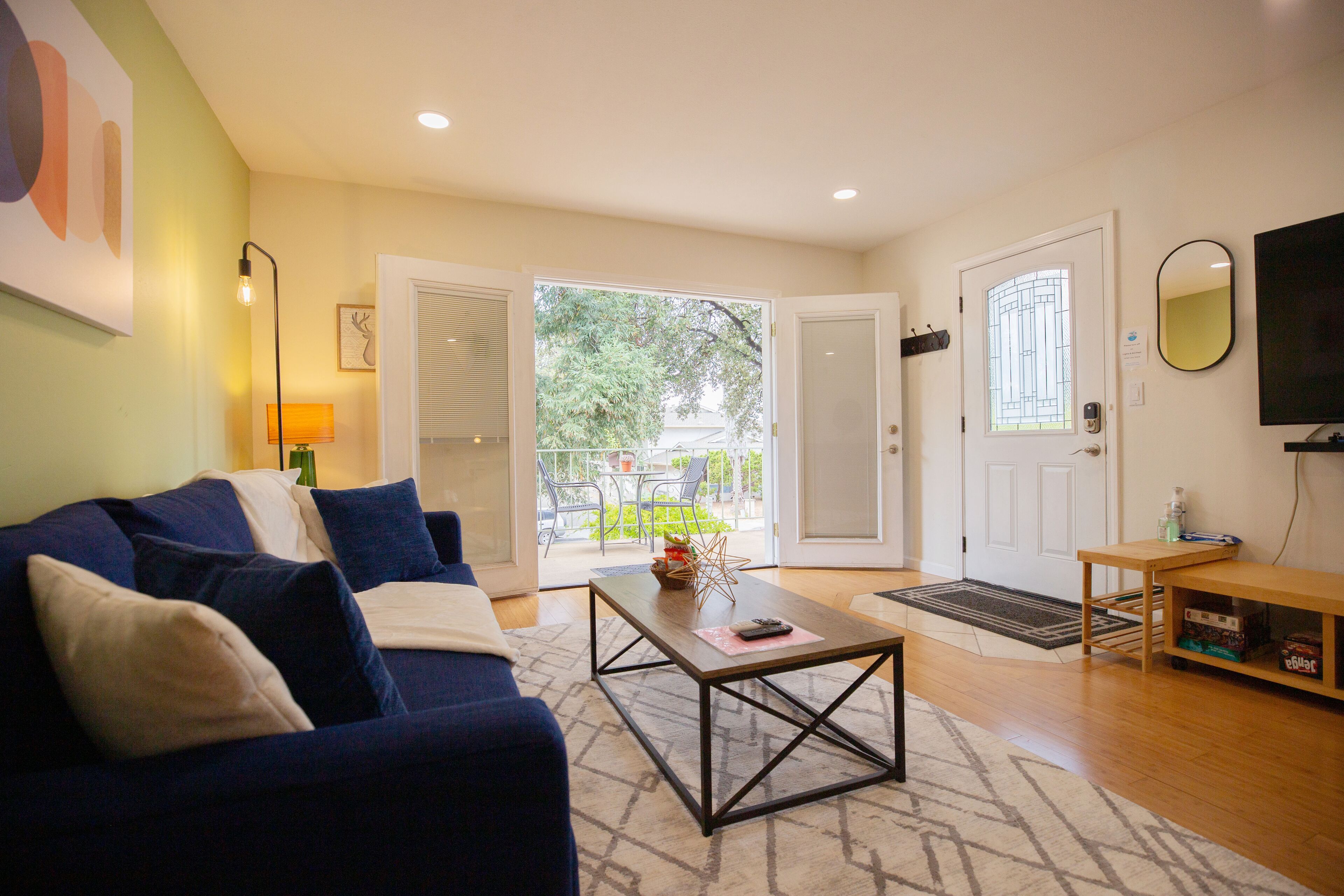 تلفزيون ذكي