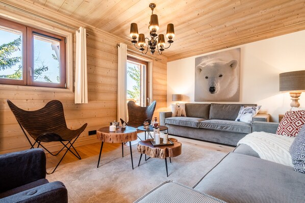 Télévision, table de tennis de table