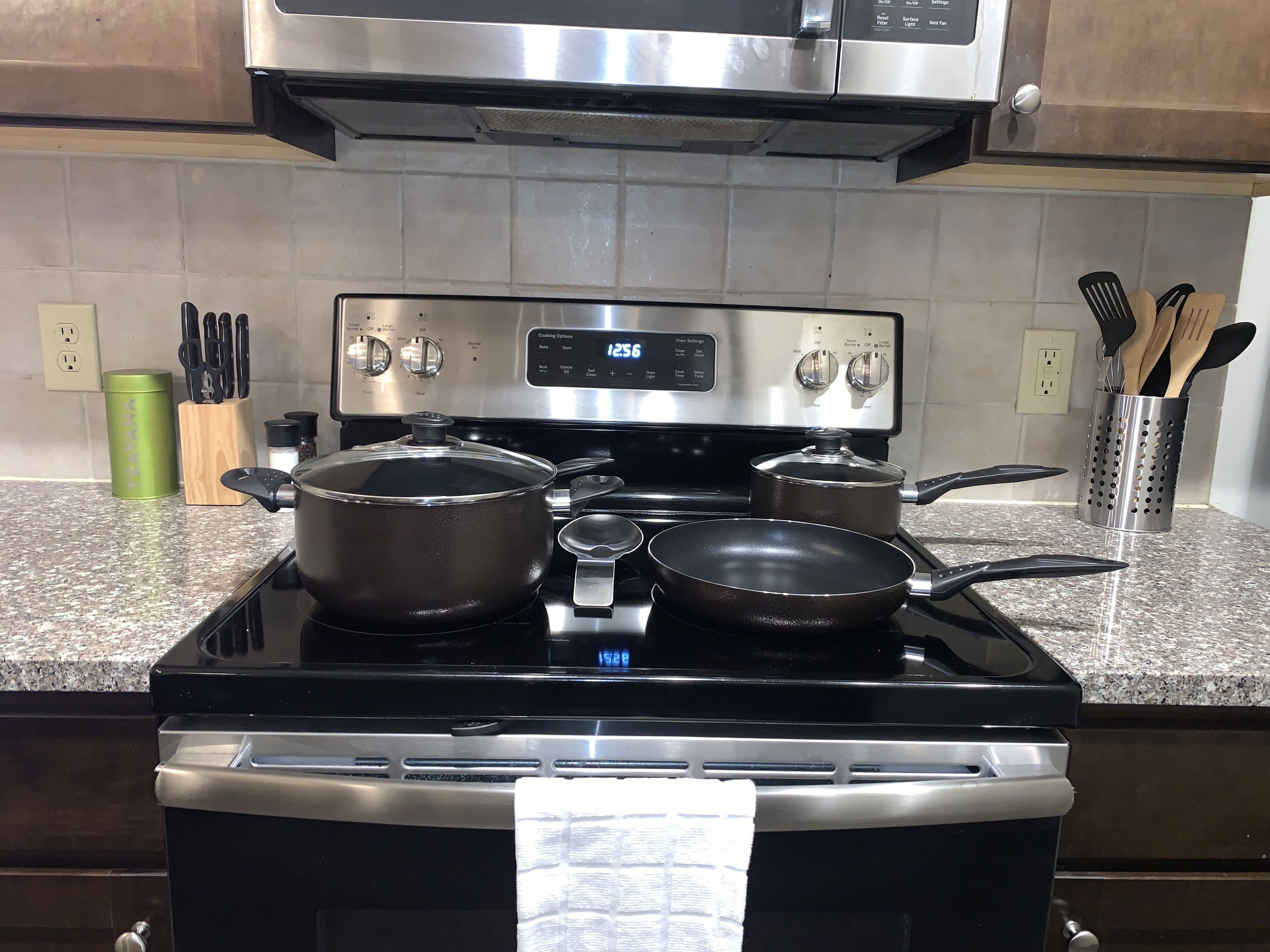 Luxurious and Cozy Condo in Midtown