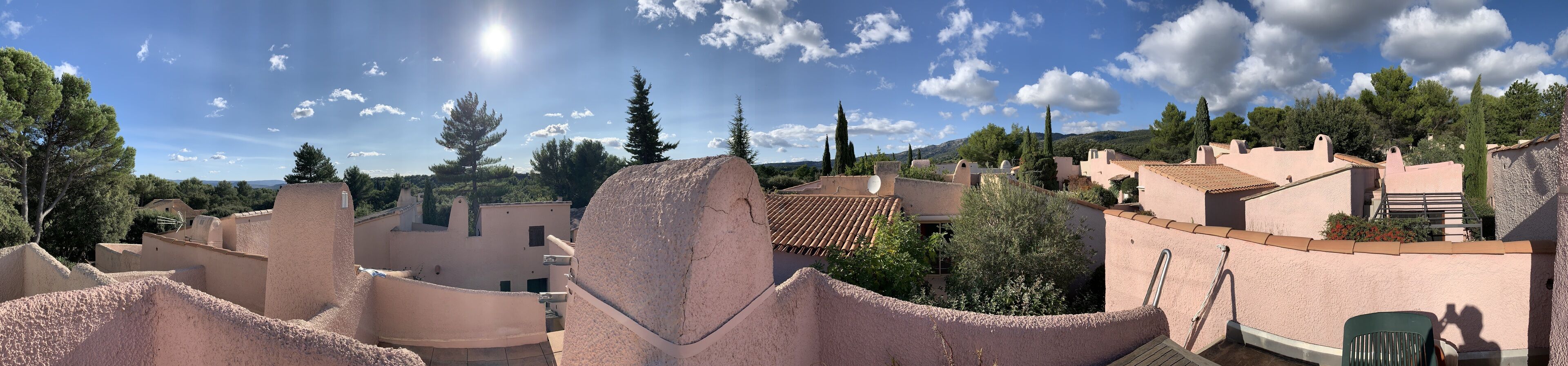 MONT VENTOUX, maisonnette typique provençale
