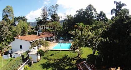Rancho da Serra Pousada