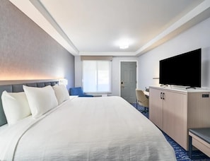 1 bedroom, in-room safe, desk, iron/ironing board