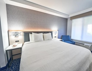1 bedroom, in-room safe, desk, iron/ironing board