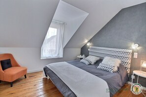 3 slaapkamers, een strijkplank/strijkijzer, gratis wifi