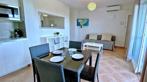 Interior - Vrgada - Appartement Avec Piscine Extérieure Chauffée et Clôturée (Pakoštane)