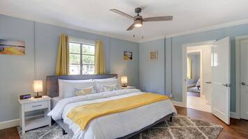 2 makuuhuonetta, kannettavalle tietokoneelle sopiva työtila