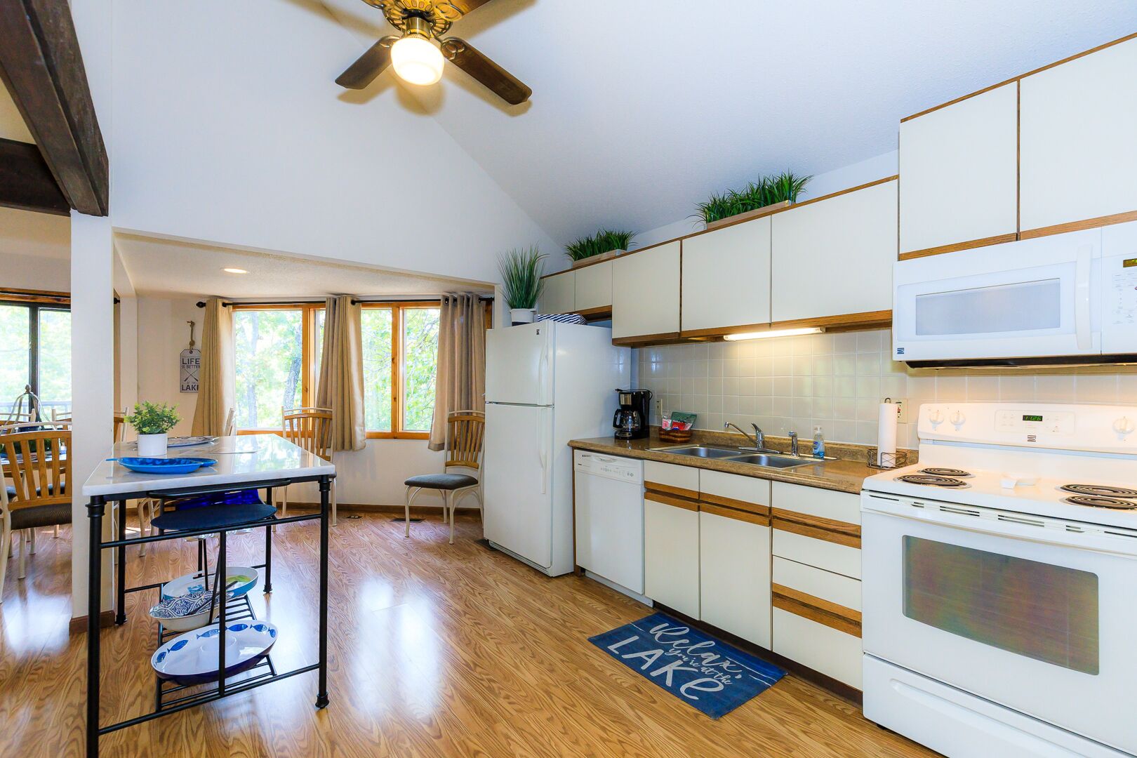 Adventure Awaits Villa in Osage Beach, with Boat slip