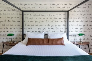 4 habitaciones, tabla de planchar con plancha y wifi gratis