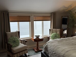 4 soverom, skrivebord, strykejern/-brett og wi-fi (inkludert)