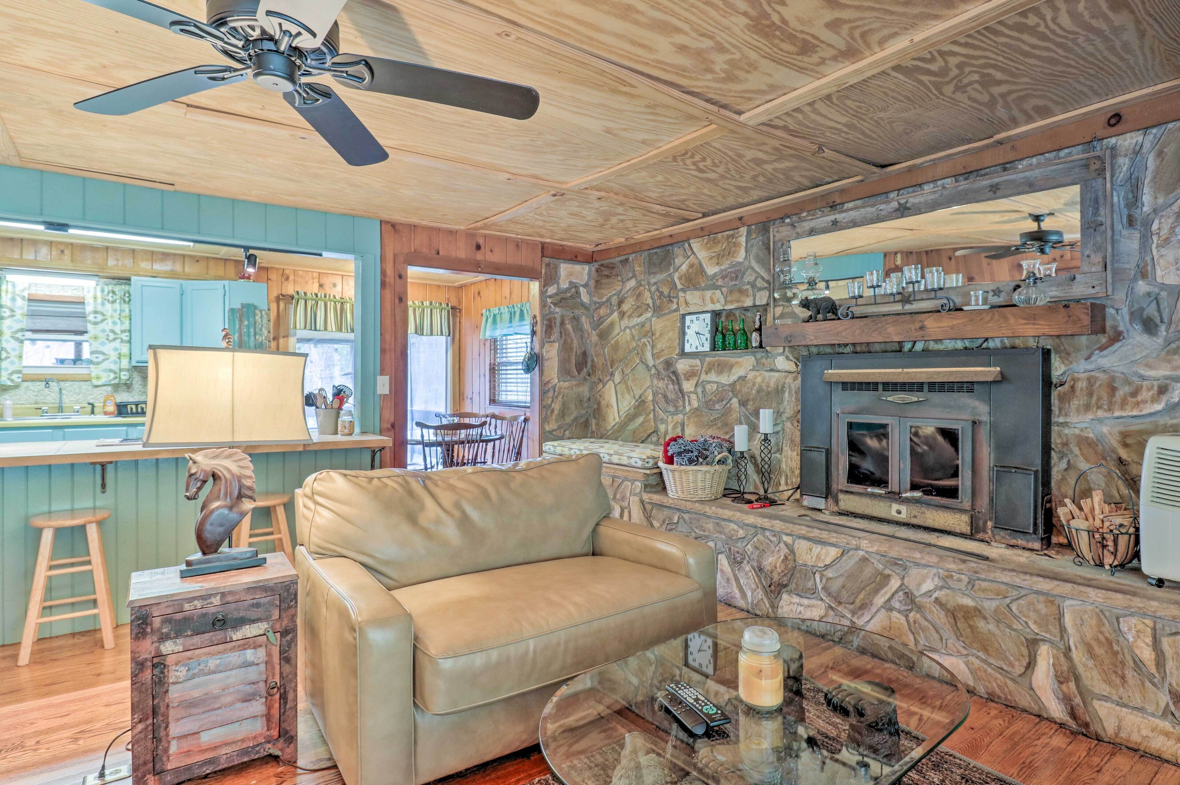 Maggie Valley Retreat with Hot Tub + Fire Pit!
