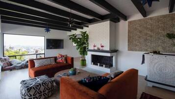 Smart TV, fireplace, printers