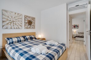 2 bedrooms, WiFi, bed sheets
