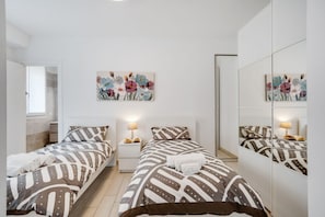 2 bedrooms, WiFi, bed sheets