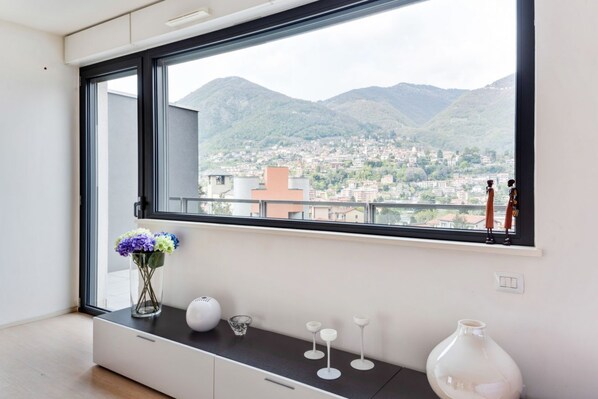 Interior - Large panoramic apartment X6! AC and box! (Como)