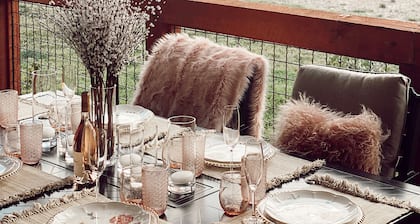 ★Chef's kitchen, Free shuttle to Deer Valley, balcony, Covered Parking, Views!