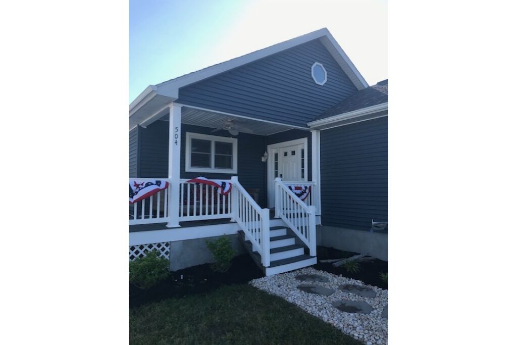 Perfect Rehoboth Beach Location less than 4 miles from the boardwalk! 