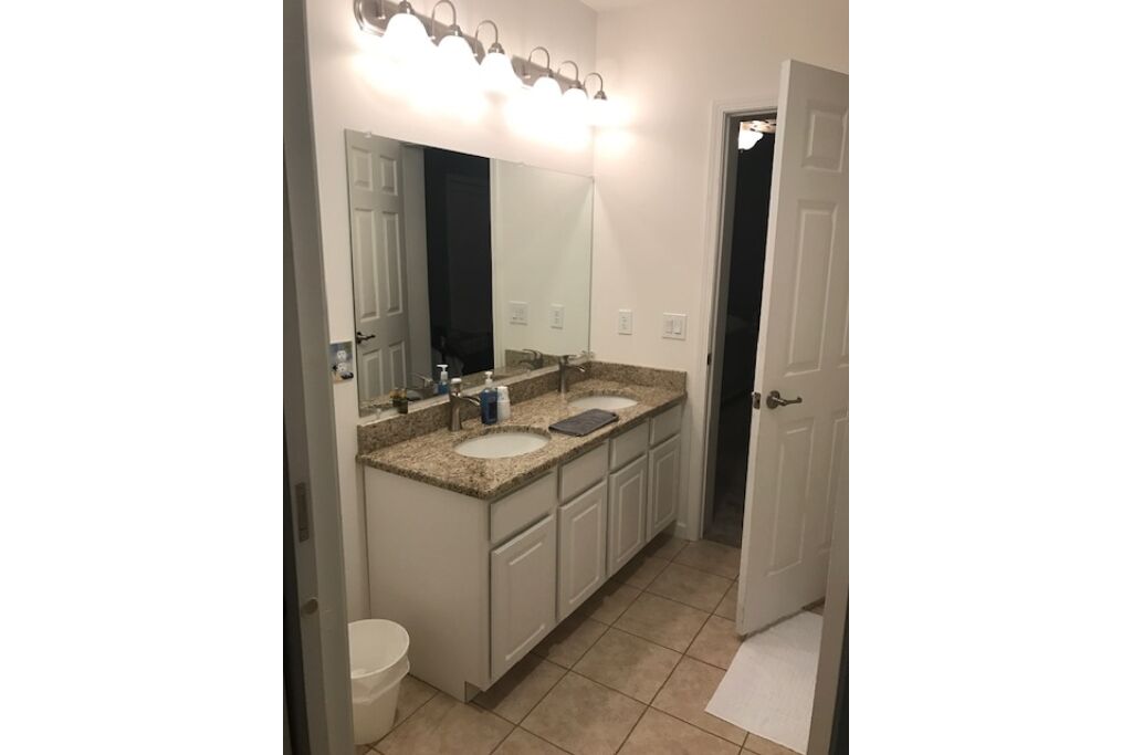 Perfect Rehoboth Beach Location less than 4 miles from the boardwalk! 