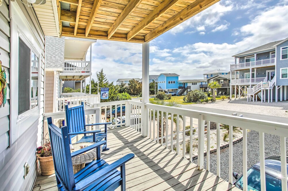 Coastal Oasis w/ Decks: Walk to Holden Beach!