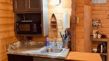Fridge, microwave, coffee/tea maker, electric kettle