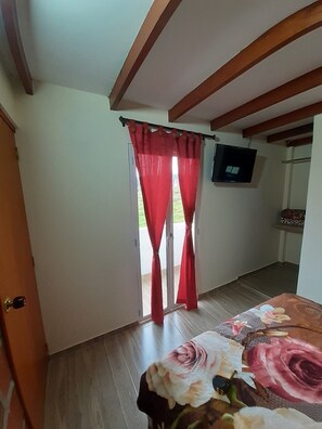2 chambres, accès au Wi-Fi (inclus), literie fournie