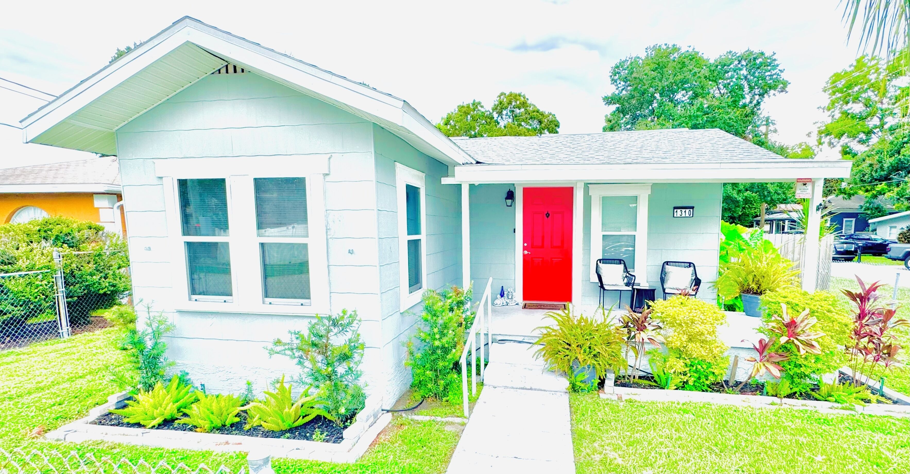 Cozy Bungalow in Heart of Tampa life! 