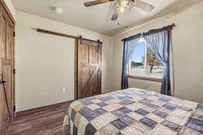 1 bedroom, iron/ironing board, WiFi, bed sheets - Family-Friendly Old West Cabin Near YNP (Island Park)