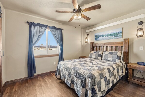 1 chambre, fer et planche à repasser, Wi-Fi, draps fournis