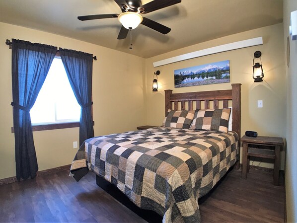 1 bedroom, iron/ironing board, WiFi, bed sheets