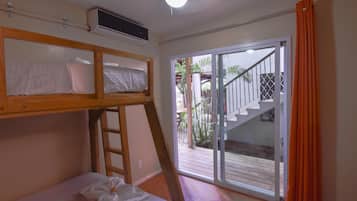 Chambre Double Standard, 1 chambre | Rideaux occultants, Wi-Fi gratuit, draps fournis