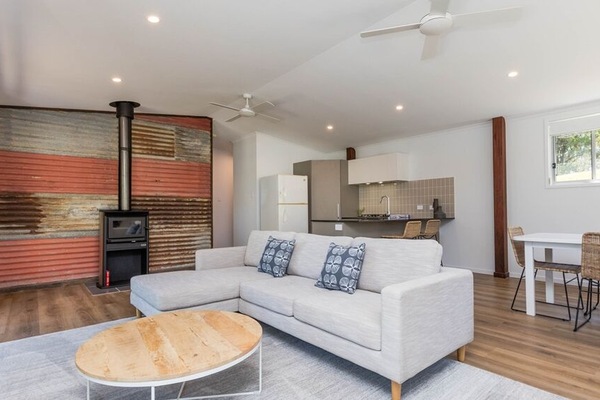 The Cabin - Living area