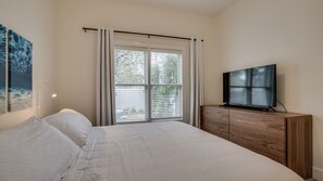 3 chambres, bureau, fer et planche à repasser, Wi-Fi gratuit